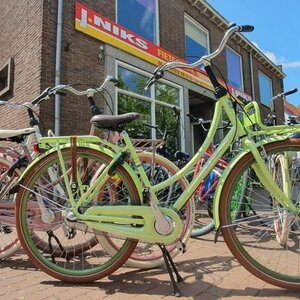 Fietsenhal J. Niks image 2