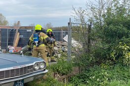 Brandje bij loods snel onder controle