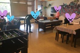 Tienerhonk voorzichtig opgestart