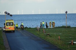 Persoon te water in Enkhuizen