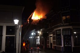 Grote brand in oude binnenstad Enkhuizen