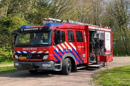 Beginnende brand aan grasmaaier snel onder controle