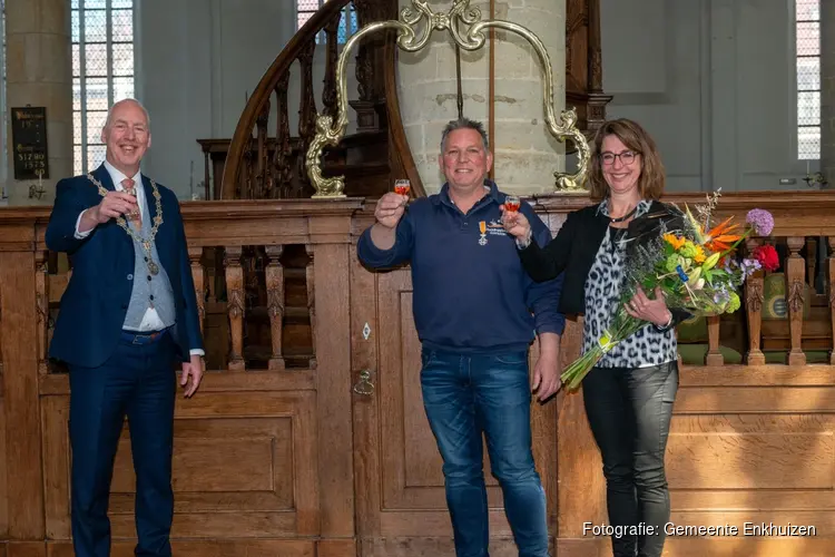 Zes lintjes uitgereikt in Enkhuizen