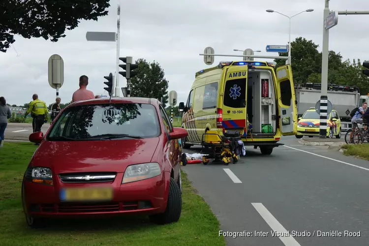 Aanrijding tussen auto en fietsster in Enkhuizen