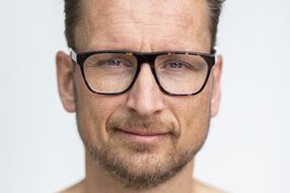 Cabaretier Pieter Jouke (bekend van Lubach) in De DROM vrijdag 19 nov. 2021