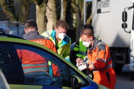 Voetganger aangereden op zebrapad in Enkhuizen: slachtoffer per traumahelikoper naar ziekenhuis