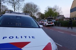 Steekincident in Enkhuizen, verdachte op de vlucht
