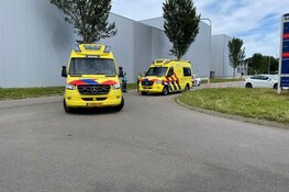 Scootmobiel-bestuurder en fietser botsen op elkaar in Enkhuizen