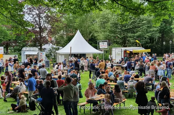 Picknickkleedje mee:Foodtruckfestival HOPPAAA! strijkt neer in het Westdampark Woerden