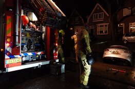 Auto te water in Enkhuizen, niemand aangetroffen