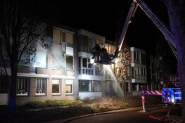 Meerdere woningen ontruimd na brand in appartement Enkhuizen