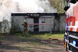 Brand op voormalige camping in Enkhuizen