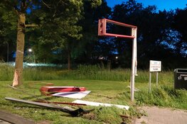 Flinke schade aangericht door vluchtende automobilist