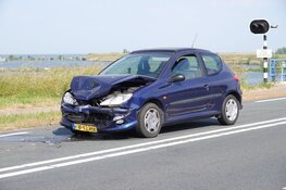 Kop-staartbotsing vlak voor dijk Enkhuizen-Lelystad