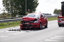 Botsing met veel schade op Westfrisiaweg