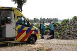 Persoon overleden na te water raken in Enkhuizen