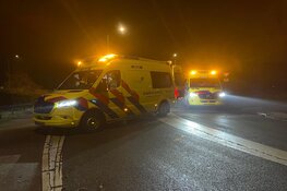 Vrouw valt met elektrische fiets in Enkhuizen