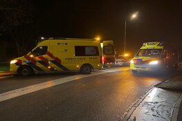 Vrouw valt met elektrische fiets in Enkhuizen