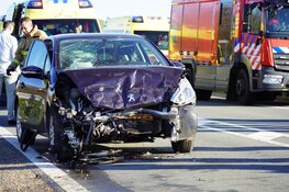 Gewonden bij botsing op Markerwaarddijk in Enkhuizen