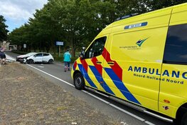 Veel schade bij eenzijdig ongeval op Westeinde in Enkhuizen