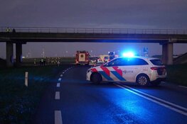 Auto op de kop in sloot in Hoogkarspel