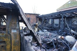 Politie-onderzoek na nachtelijke brand Enkhuizen