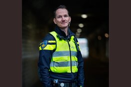 Levenscafé Enkhuizen ontvangt oud-politieman Diederik de Geus