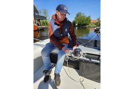 Succesvolle editie van 'Blind Varen op je Gevoel' bij SailWise – Watersporten biedt mensen met een visuele beperking gevoel van vrijheid!