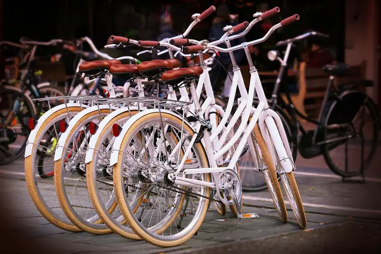 Luchtkwaliteit Noord-Holland beter in kaart dankzij scholieren en ‘snuffelfietsen’
