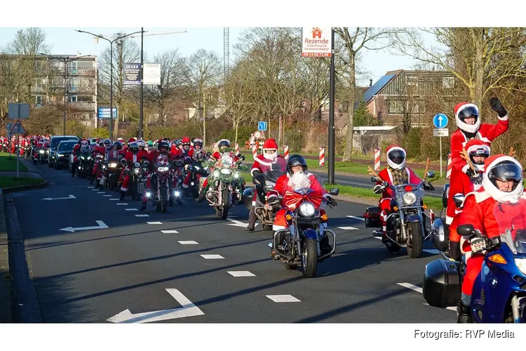 Santa Máxima-motortocht met 156 motoren haalt duizenden euro’s op voor zieke kinderen