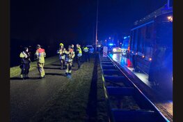 Hulpdiensten massaal ingezet voor melding persoon te water op dijk N307