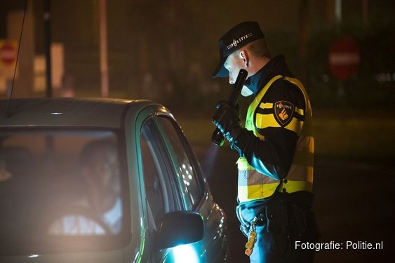 Man aangehouden voor rijden onder invloed