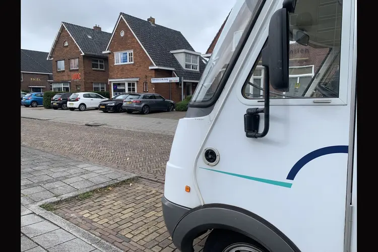 Een telefoontje of tien? Zo voorkom je gedoe op vakantie met je camper