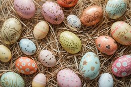 Waarom eten we eigenlijk paaseieren met Pasen?