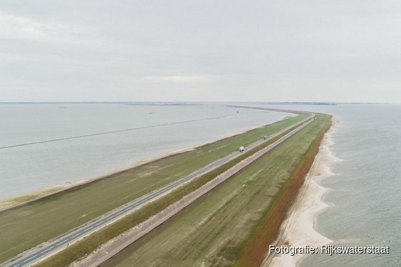 Avondafsluitingen op Houtribdijk tussen Enkhuizen en Lelystad vanwege werkzaamheden