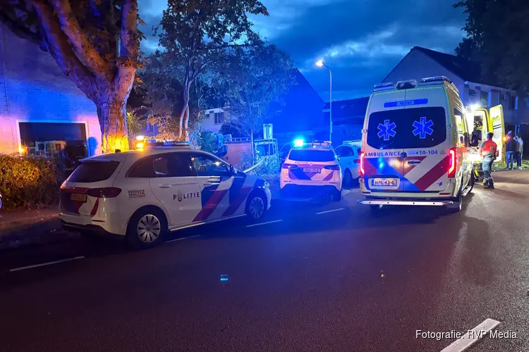 Twee gewonden bij steekincident in Enkhuizen, politie zoekt tweede verdachte