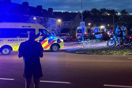 Twee gewonden bij steekincident in Enkhuizen, politie zoekt tweede verdachte