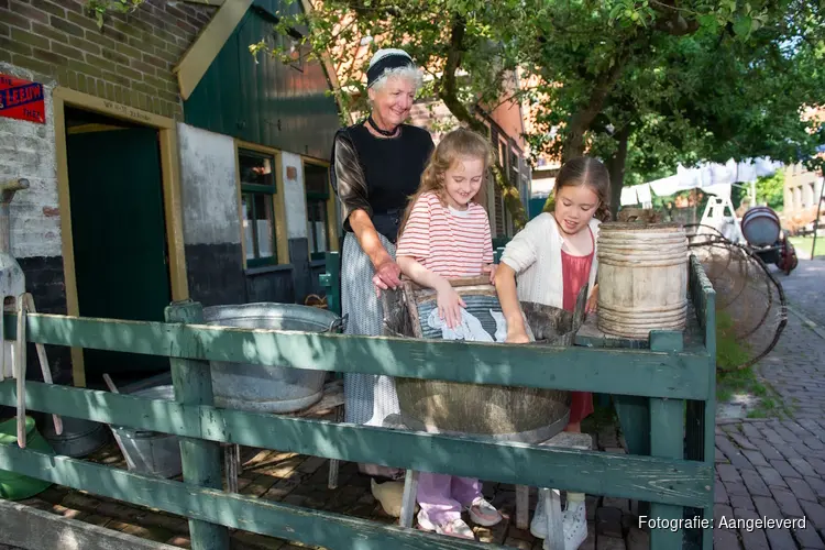 Alleenstaande ouderen en nieuwkomers gratis naar Gezellig Samen in Zuiderzeemuseum