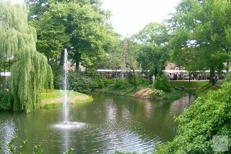 Vlooienmarkt 13 juli Snouck van Loosenpark Enkhuizen