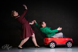 De Dansonderneming danst de vrolijke kindervoorstelling Babar in Hoorn en Enkhuizen
